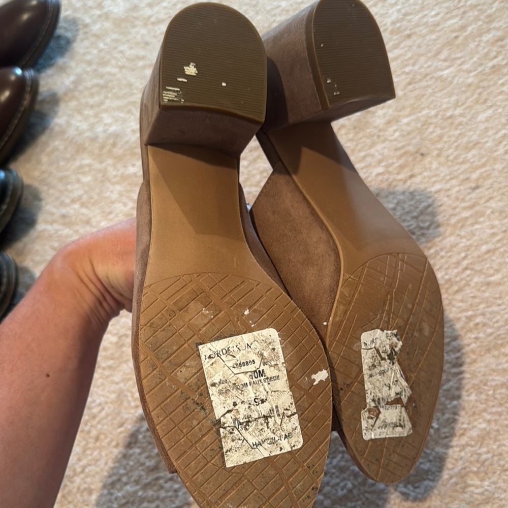 Brown Women's Mules - Picture 5 of 8